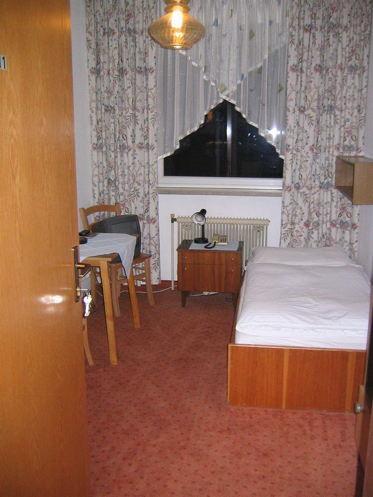 Hotel Kleinmuenchen Линц Экстерьер фото