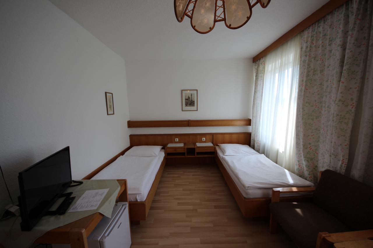 Hotel Kleinmuenchen Линц Экстерьер фото