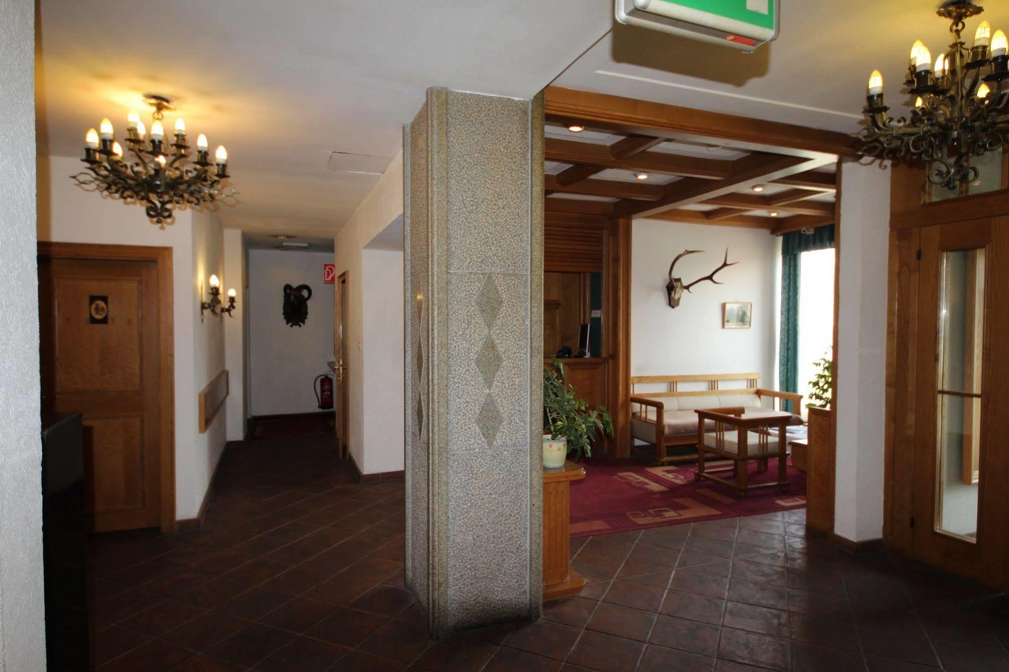 Hotel Kleinmuenchen Линц Экстерьер фото
